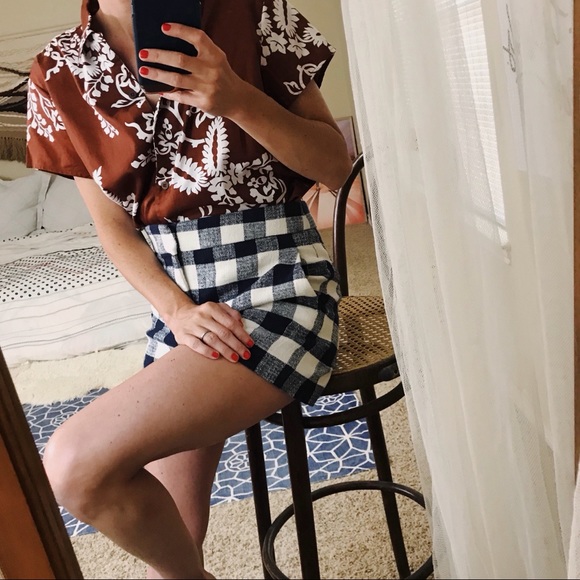 Zara Pants - Zara checked gingham high waisted textured shorts